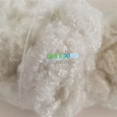 Polyesterovi výplň pre vankúše